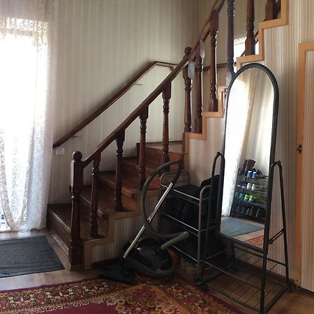 Holiday Hostel House 비슈케크 외부 사진