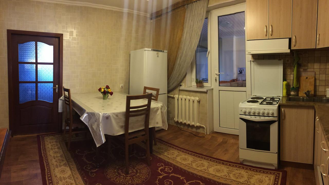 Holiday Hostel House 비슈케크 외부 사진
