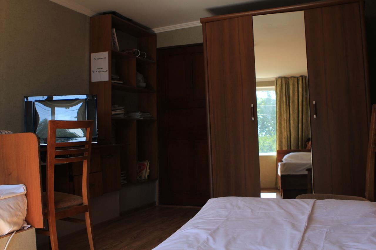 Holiday Hostel House 비슈케크 외부 사진