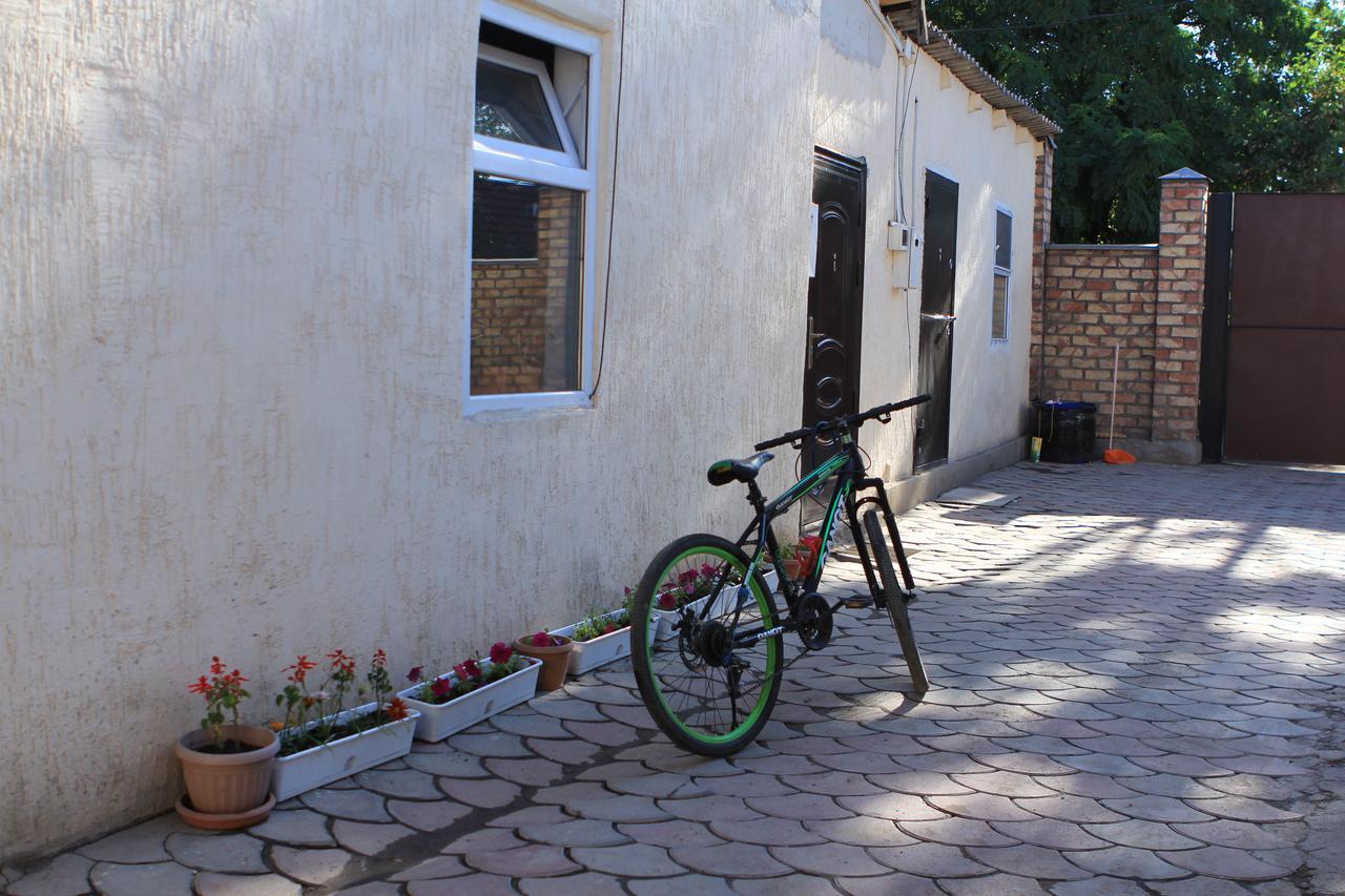 Holiday Hostel House 비슈케크 외부 사진