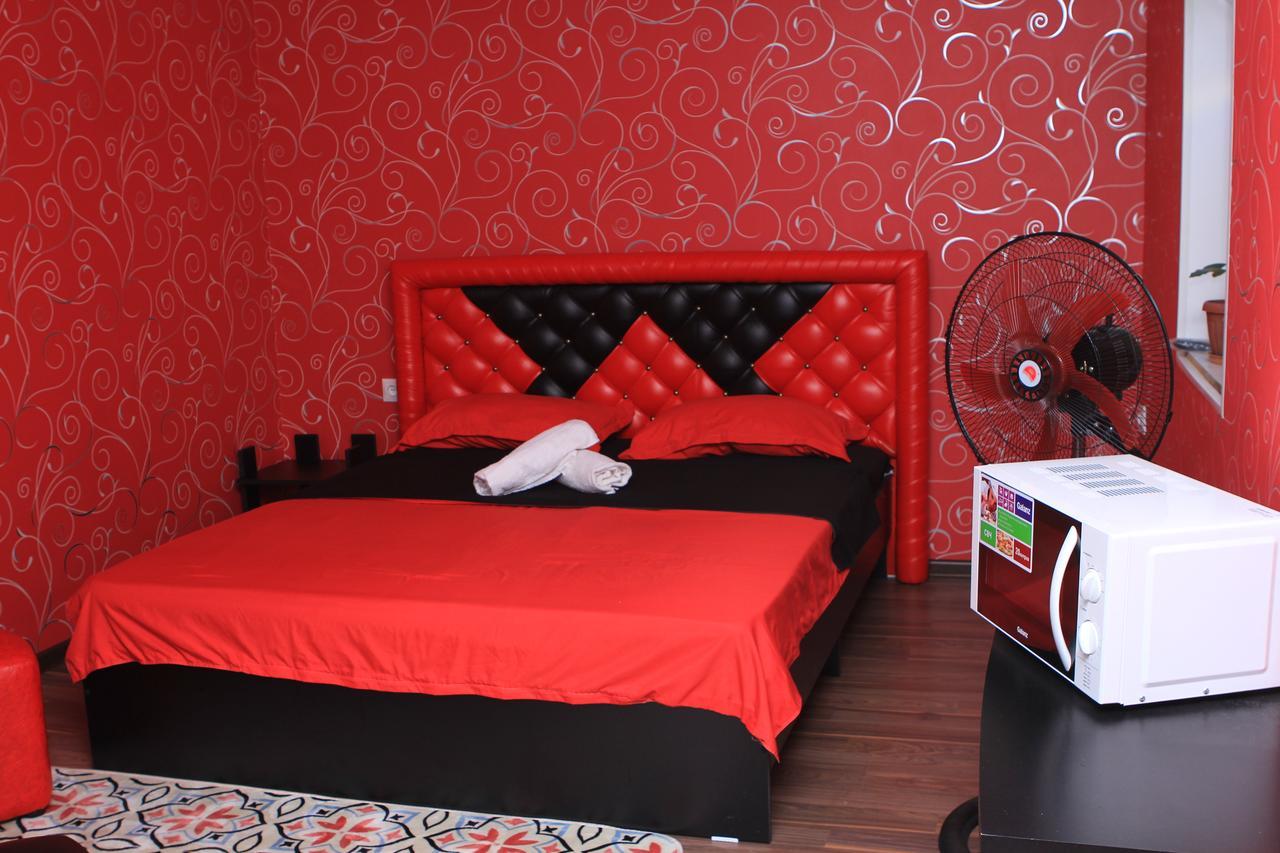 Holiday Hostel House 비슈케크 외부 사진